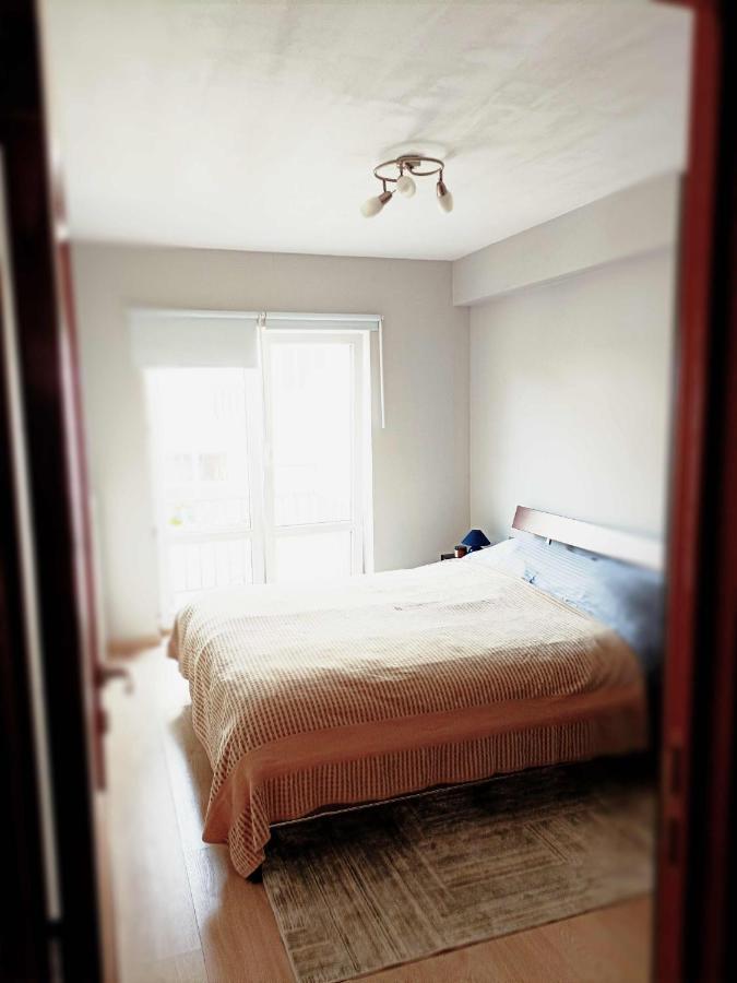Cozy 2 Bedroom Apartment - Metro Montgomery ブリュッセル エクステリア 写真